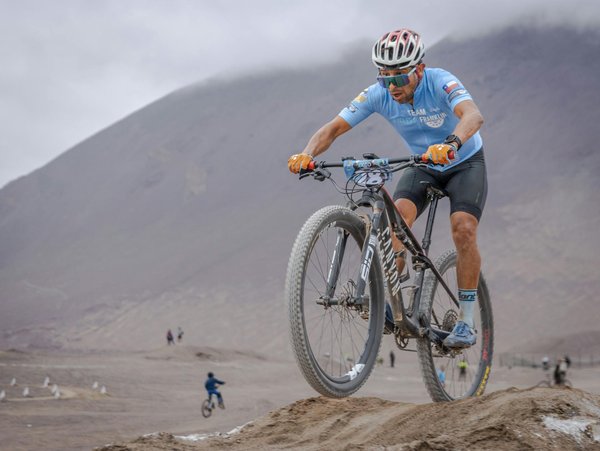 Comment structurer un programme de musculation pour les athlètes de pentathlon moderne cherchant à améliorer la performance globale?