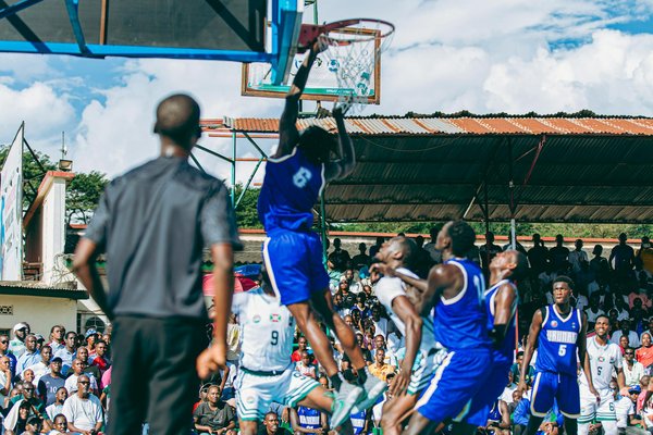 Vivez une expérience de pilotage inoubliable à genétouze